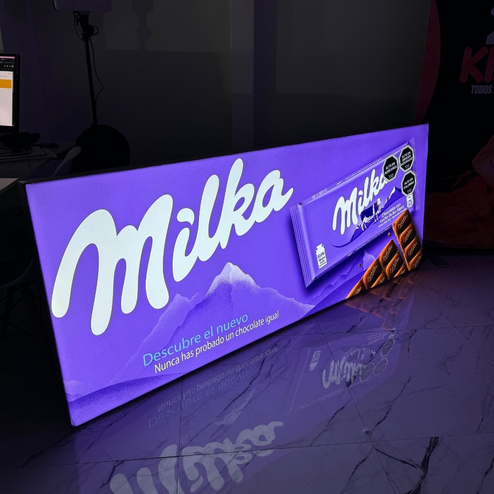 Led Box Totem Una cara